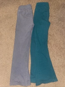 Girl clothes - Picture 1 of 2