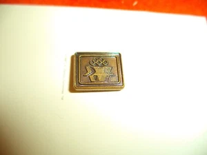 1984 US Olympic lapel pin and Friendship Medallion - Picture 1 of 4