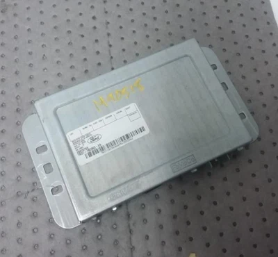 RECEPTOR DE RADIO FORD TAURUS 2008-2009 CON SATÉLITE MODELO SIRIUS 7R3T-18C963-EA Foto 1 de 2