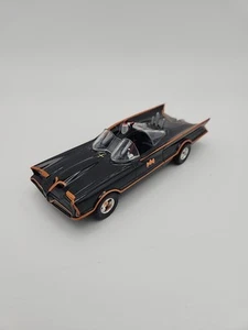 DC Comics Jada 1:32 Scale 1966 Classic Batman Batmobile Diecast 98680 Pull back - Picture 1 of 6