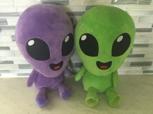 WEIGHTED PLUSH ALIENS TWO GREEN AND PURPLE 13 INCH PLUSH - Picture 1 of 11