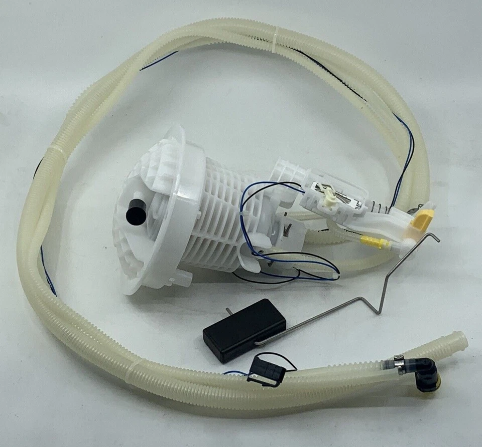 MONTAJE FILTRO COMBUSTIBLE CALIDAD ORIGINAL DODGE CHALLENGE R/T 2011-2014 5,7 L V8 Foto 1 de 4