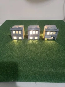 N Scale 1/160 3 Pack Town Buildings Easy Add Lights- Bar Pharmacy Hardware Store - Picture 1 of 7