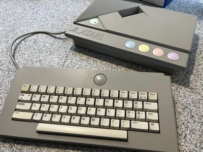 ATARI XEGS mit Zubehör, Tastatur - Bild 1 von 4
