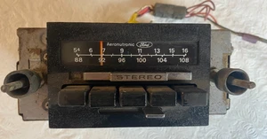 1977 78 79 FORD RADIO AM FM STEREO Full Size Ford  Bracket Taken from 65 Mustang - Foto 1 di 7