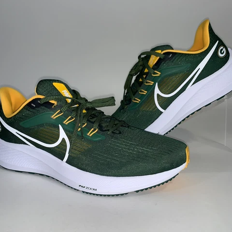 $140 Size 12 Nike Pegasus 39 (NFL Green Bay Packers) Green/Gold DR2044-300 Cover