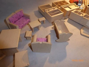 Zauberhaftes, handgemachtes Puppenhaus aus Holz zu verkaufen!  - Bild 1 von 8