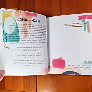 100 Days of Less Hustle More JESUS Devotional Journal by Shanna Noel NEW DAY 10 - Picture 1 of 7