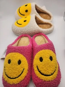 ¡NUEVO! con etiquetas! 2 pares de zapatillas para mujer talla pequeña 5-6. ¡Rostros sonrientes! ¡Bonito! - Imagen 1 de 6