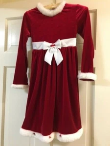 Girl's Red Velveteen Dress Size 8, Emily West, Christmas/Valentine preowned - Picture 1 of 5