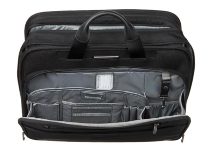 Briggs and Riley KBC4034 Messenger, computer, briefcase bag - Image 1 of 3