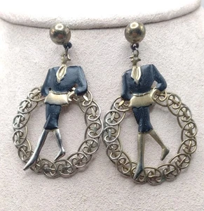 Vintage ausgefallene Damen Walking Mode Figur Ohrstecker Creolen schwarz Messing - Bild 1 von 6
