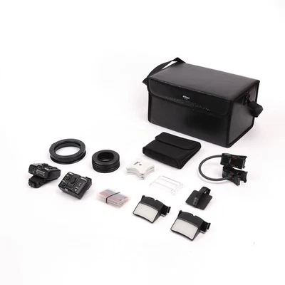 Nikon R1 Wireless Close-up Speedlight System for i-TTL SLRs - Image 1 of 3