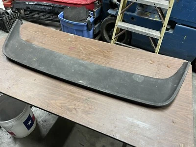 ALERÓN ESCOTILLA TRASERA GOMA TURBO PORSCHE 944 GENUINO USADO Foto 1 de 4