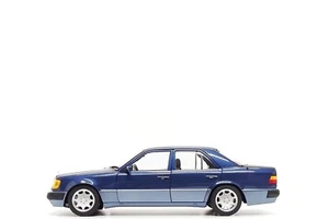 Norev 1:18 Mercedes-Benz 500E (W124) in Nautical Blue Metallic - Picture 1 of 13