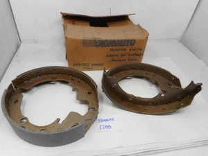 Kit ganasce freni posteriore per Ford Transit MK1 125-130-150-175 anno 1974 - Picture 1 of 2