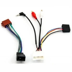 Câble Iso pour Toyota RAV4 Yaris Corolla Aygo X à Partir De 2019 et Suzuki 2022 - Picture 1 of 1