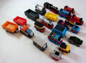 2013 Mixed Lot of 22 Plastic Thomas & Friends Trains & Cars Gullane Mattel - Picture 1 of 3