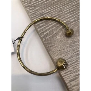 Silpada On the Dot Cuff Bracelet Swarovski Crystal Hammered Brass KRB0079 NWT - Picture 1 of 6