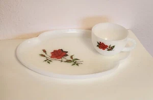 Vintage Federal ROSECREST Milk Glass set of two Snack Plate and Cups Red Rose - Picture 1 of 8