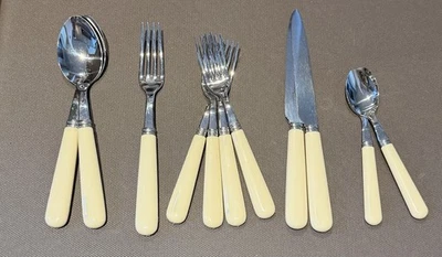 Cubiertos Sabre 18-10 hechos en Francia Foto 1 de 3