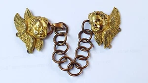 Boucles de cape ou de chemise anciennes en laiton (XIXe) Angelots, Putti. - Imagen 1 de 17