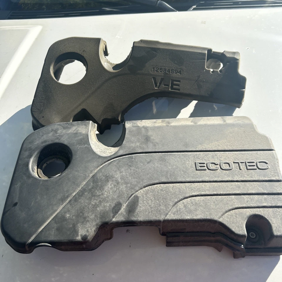 Tapa de mantenimiento cubierta de motor Chevrolet Malibu 2016-2025 12687759 Foto 1 de 4
