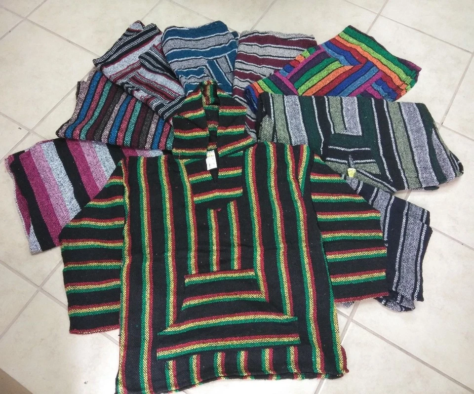 Venta al por mayor Lote 20 piezas Surtido Baja Chaqueta Sudadera con Capucha, Poncho, Alfombra Droga, S,M,L,XL Foto 1 de 1