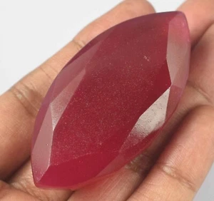 Natürlicher afrikanischer roter Rubin 193,70 Karat Edelstein im Marquiseschliff Anlagequalität - Bild 1 von 8