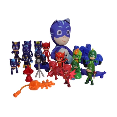 Lote de 23 figuras de máscaras PJ - accesorios - felpa y vehículos - la mayoría de 3,5 pulgadas Foto 1 de 4