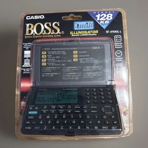 Casio B.O.S.S. Business Organizer Scheduling System SF-4900L-L Late 1990 PDA NEW - Photo 1 sur 6