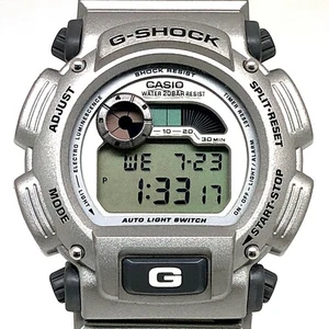 【Watch】COLLABORATION DW-9000AS-8BT Triple Crown Sponsored Limited Edition - Picture 1 of 10