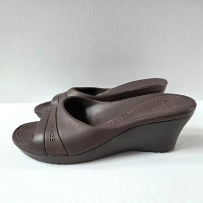 Crocs Zapatos Mujer 10 Marrón Sassari Cuña Punta Abierta Sandalias Foto 1 de 4