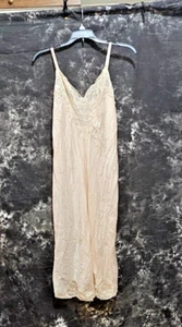 Wonder Maid - Vintage Ivory Slip - Size 36 - Picture 1 of 2