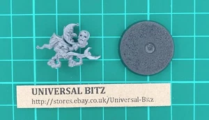 Familiar Pug Silver Tower Warhammer Quest Chaos AOS Warhammer Fantasy S3 E - Picture 1 of 1