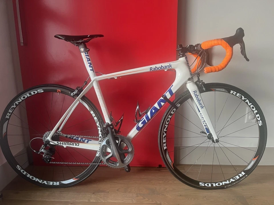 Giant TCR Advanced SL Team Rabobank Road Bike Medium - Low Mileage  - Image 1 of 1
