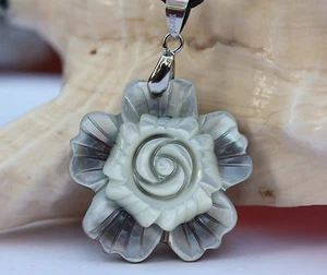 P141 Muschel Perlmutt Perle Schmuck Anhänger Collier mit Schnur Halskette Ketten - Bild 1 von 1