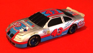 STP PONTIAC # 43 Petty Enterprises 25th Anniversary 1:24 BWC diecast ACTION RCCA - Picture 1 of 14