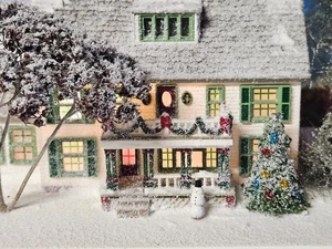 NEW BUILT LIGHTED HO CHRISTMAS HOUSE SCENE SNOWMAN TREES VEHICLES PEOPLE NICE - Picture 1 of 10