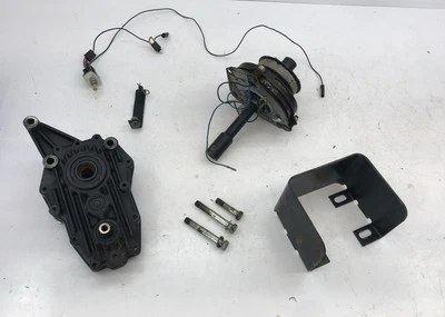 JOHN DEERE 316 318 322 330 332 420 430 REAR PTO 2000 RPM AM39413 AM103512 - Image 1 of 4