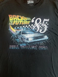T-shirt grafica Ritorno al futuro 85 Hill Valley USA nuova senza etichette taglia XL - Foto 1 di 5