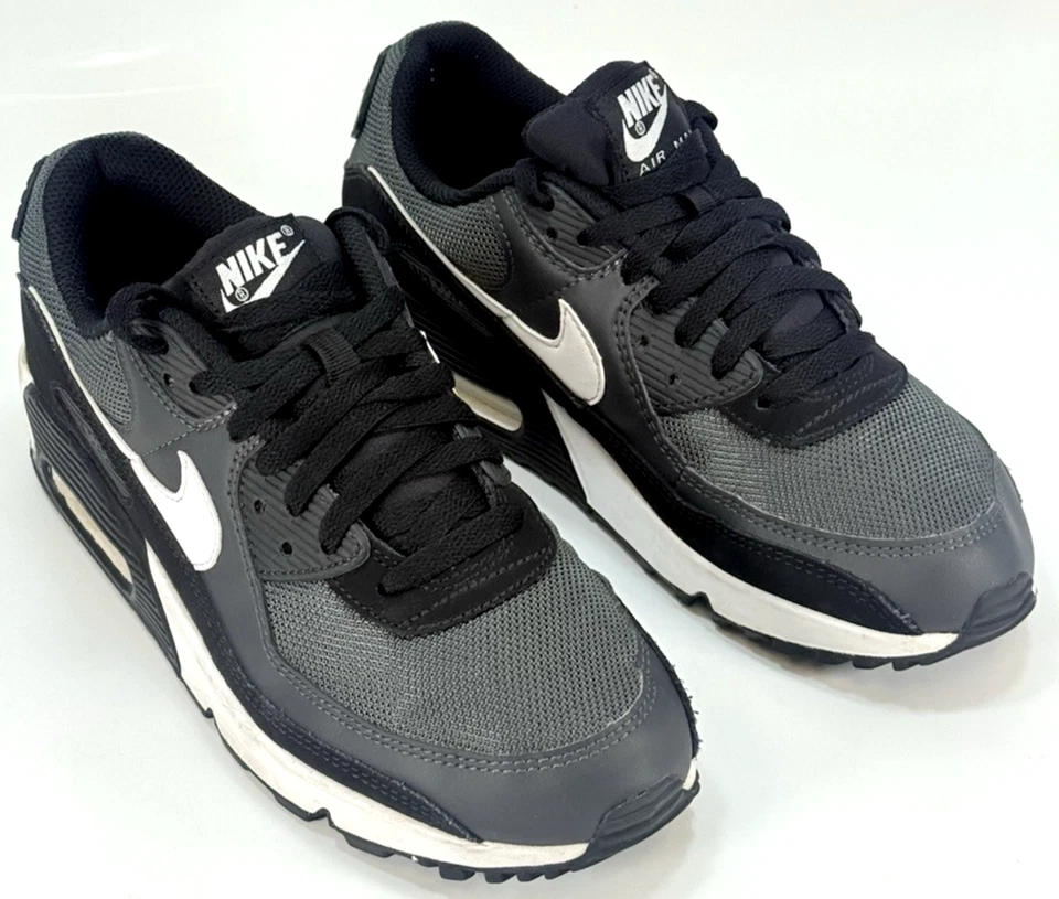 [NIKE] Air Max 90 Low Black/White Sneakers Shoes CN8490-002 Men’s Size 8.5 - Image 1 of 4