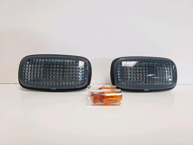 Juego de guiños laterales sombreados ahumados JDM Nissan Nismo S15 R34 26100-RNS51 Foto 1 de 1