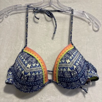 Top de natación Victoria's Secret The Fabulous acolchado moldeado push up con aros talla 34C Foto 1 de 4