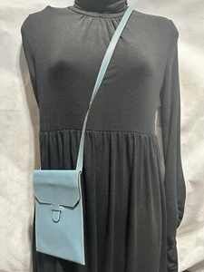 Hermes Amelie Mini Phone Crossbody Shoulder Pochette Bag Flap Blue Leather - Picture 1 of 14