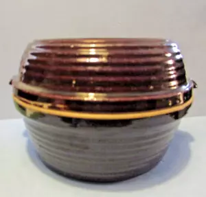 ANTIQUE BROWN STONEWARE CASSEROLE DUTCH OVEN BEAN POT. - Picture 1 of 3