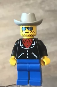 LEGO Western Business Owner Rancher Dealer Contractor Rodeo Cowboy - Picture 1 of 3