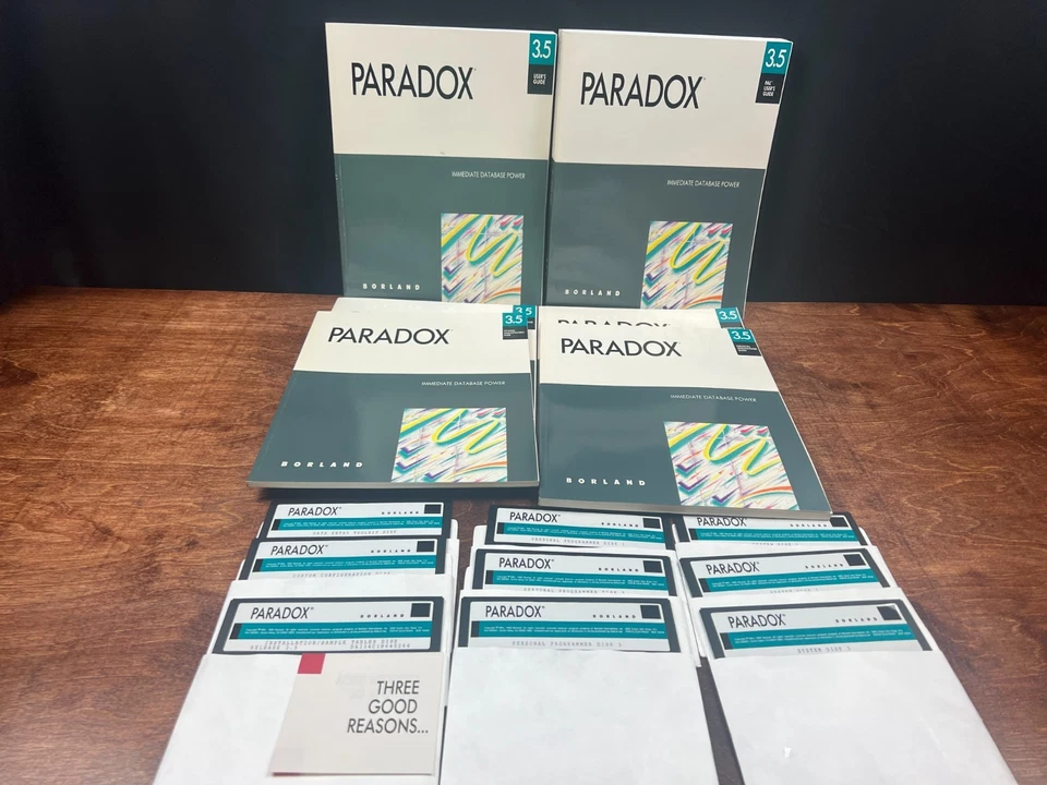 Paradox Borland PC Database Computer Program Software 5.25" Floppy Disks 1991 - Image 1 of 4