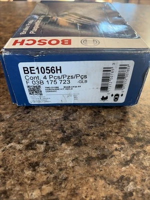 Pastillas de freno de disco delanteras Chrysler 300 Charger Challenger Bosch BE1056H cerámica Foto 1 de 2