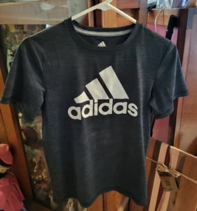 ADIDAS BOYS SIZE 10/12 BLACK PULLOVER SPORTS SHIRT/TOP - Picture 1 of 1